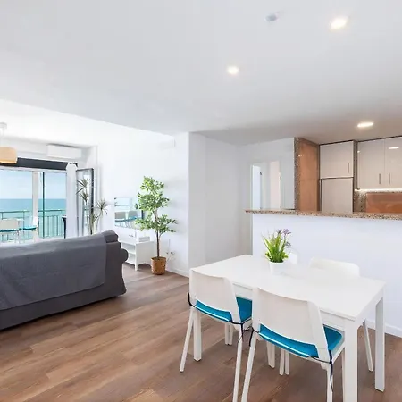 아파트 Olimpo Beachfront And Pool 푸엔히롤라