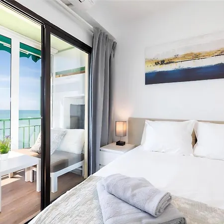 아파트 Olimpo Beachfront And Pool