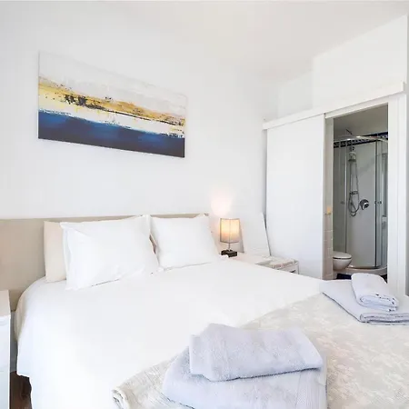 아파트 Olimpo Beachfront And Pool 푸엔히롤라