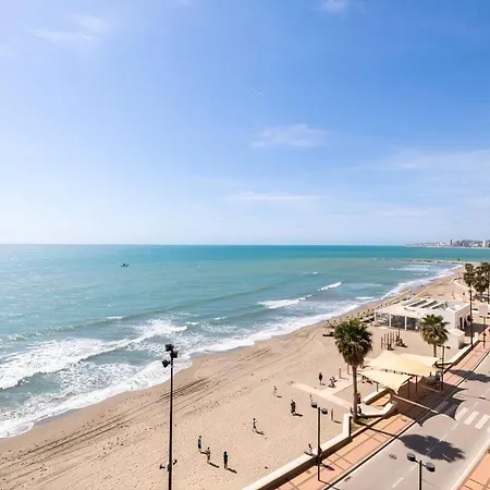 Olimpo Beachfront And Pool 푸엔히롤라